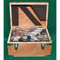 MI-DM-06 0-6" Outside Micrometer Set in wooden storage MI-DM-06