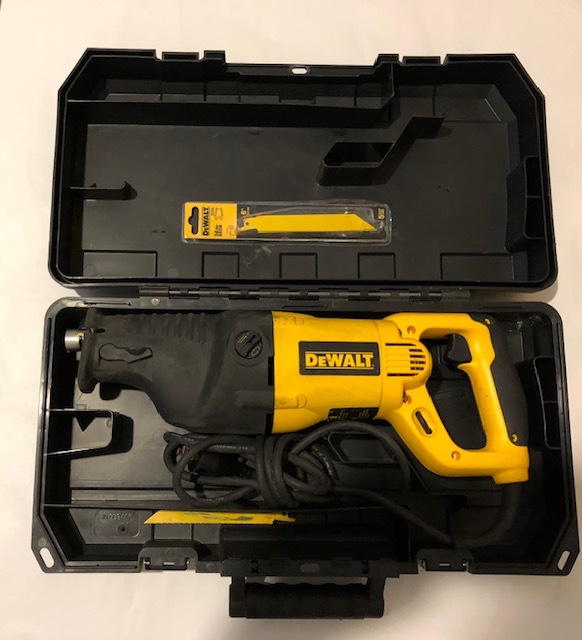 DeWalt Orbital  Reciprocating Saw  Kit DW311K